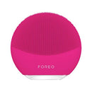 FOREO LUNA mini 3 Silicone Facial Cleansing Brush for All Skin Types Fuchsia, Ultra-hygienic, 30-sec Glow Boost Mode, 12 Intensities, 400 uses/USB Charge, App-connected, 2-year Warranty FOREO