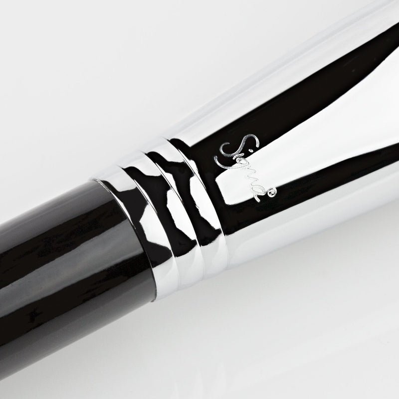 Sigma Beauty Professional E35 Tapered Blending Synthetic Eye Makeup Brush with SigmaTech fibers for Highlighting, Lining and Blending Eyes Sigma Beauty