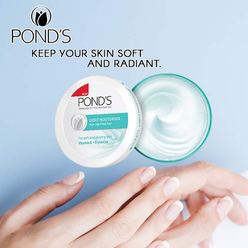 Ponds Light Moisturiser 2.5 oz Pond's