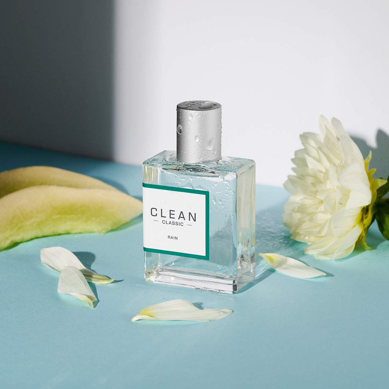 CLEAN CLASSIC Eau de Parfum Light, Casual Perfume Layerable, Spray Fragrance Vegan, Phthalate-Free, & Paraben-Free martinandmark.com