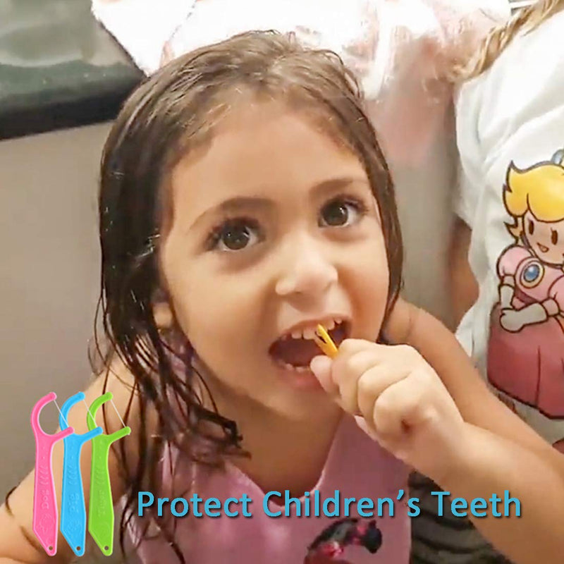 Dental Floss Picks, FAMILIFE Kids flossers Toddler Threaders Children Unwaxed Unflavored Fluoride Free Dental Floss Child Kid Flossing Sticks with Travel Cases 200 Picks FAMILIFE