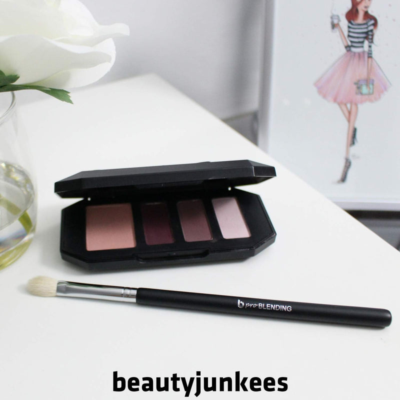 Tapered Blending Eyeshadow Makeup Brush – Beauty Junkees Professional Eye Shadow Blender Make Up Brush, Soft Firm Natural Hair Bristles for Precision Blending Buffing Harsh Lines; Premium Quality Beauty Junkees