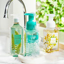 White Barn Bath and Body Works Sweet Cinnamon Pumpkin Gentle Foaming Hand Soap 8.75 Ounce Full Size Bath & Body Works