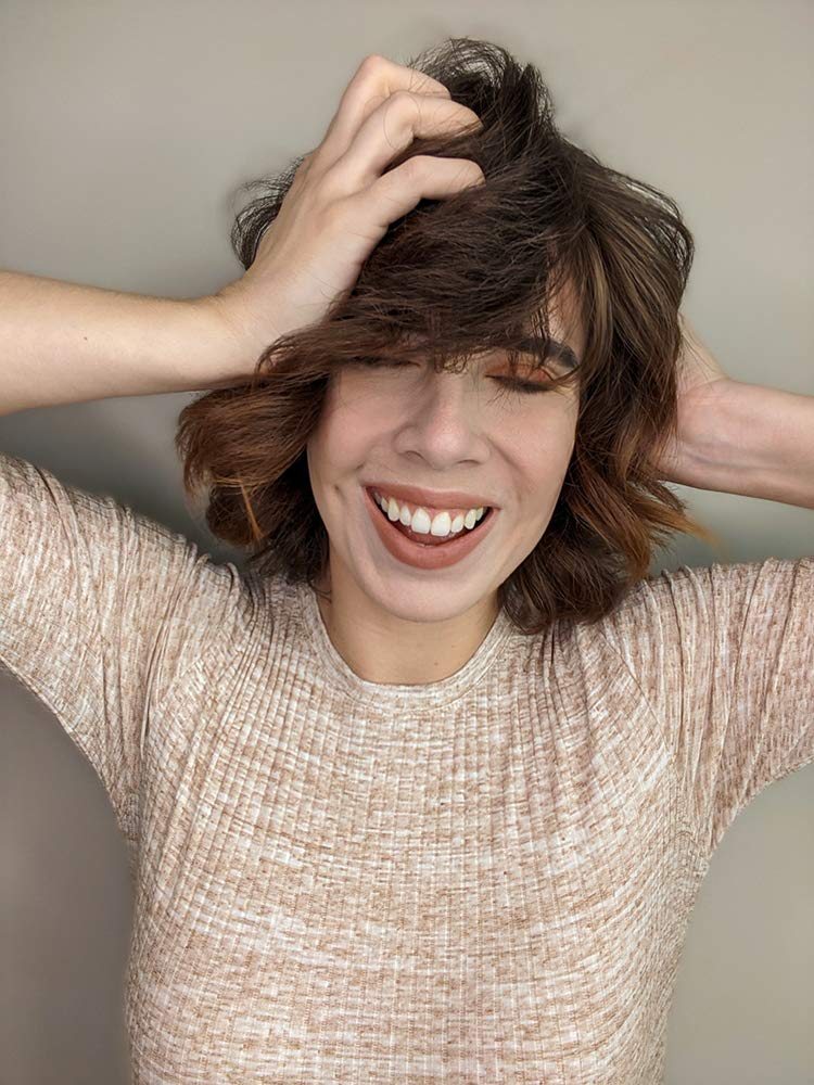 Paul & Joe Lip Crayon - Smooth Application and a Matte Finish - Made with Shea Butter, Jojoba Oil, and Macadamia Nut Oil - Un Calin Infinity Warehouse