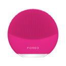 FOREO LUNA mini 3 Silicone Facial Cleansing Brush for All Skin Types Fuchsia, Ultra-hygienic, 30-sec Glow Boost Mode, 12 Intensities, 400 uses/USB Charge, App-connected, 2-year Warranty FOREO
