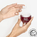 Olay Regenerist Whip Face Moisturizer with Sunscreen SPF 25, 1.7 oz + Whip Face Moisturizer Travel/Trial Size Gift Set Olay