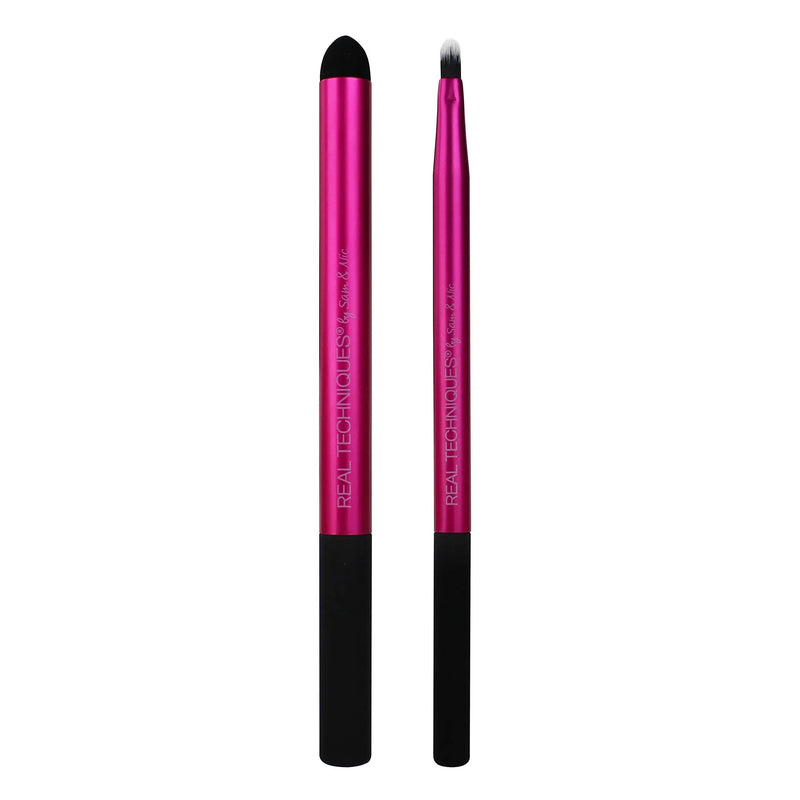 Real Techniques Cruelty Free Lip Color Plus Blur Brush; With Ultra Plush Custom Cut Synthetic Bristles and Extended Aluminum Ferrules to Build Coverage Real Techniques