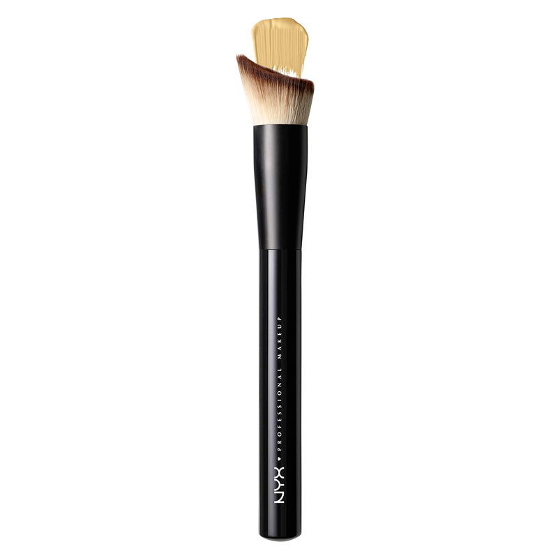 NYX PROFESSIONAL MAKEUP Total Control Drop Foundation Brush NYX PROFESSIONAL MAKEUP