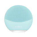 FOREO LUNA mini 3 Silicone Facial Cleansing Brush for All Skin Types Mint, Ultra-hygienic, 30-sec Glow Boost Mode, 12 Intensities, 400 uses/USB Charge, App-connected, 2-year Warranty FOREO