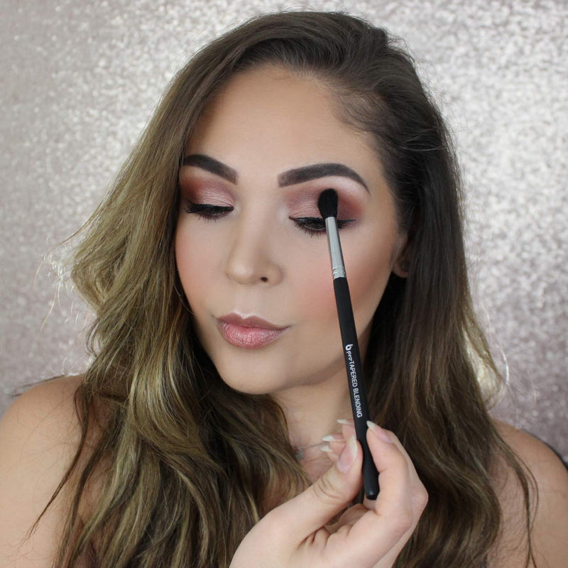 Tapered Blending Eyeshadow Makeup Brush – Beauty Junkees Professional Eye Shadow Blender Make Up Brush with Soft Fluffy Natural Hair Dome Bristles for a Beautifully Blended Crease; Premium Quality Beauty Junkees