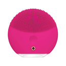 FOREO LUNA mini 3 Silicone Facial Cleansing Brush for All Skin Types Fuchsia, Ultra-hygienic, 30-sec Glow Boost Mode, 12 Intensities, 400 uses/USB Charge, App-connected, 2-year Warranty FOREO