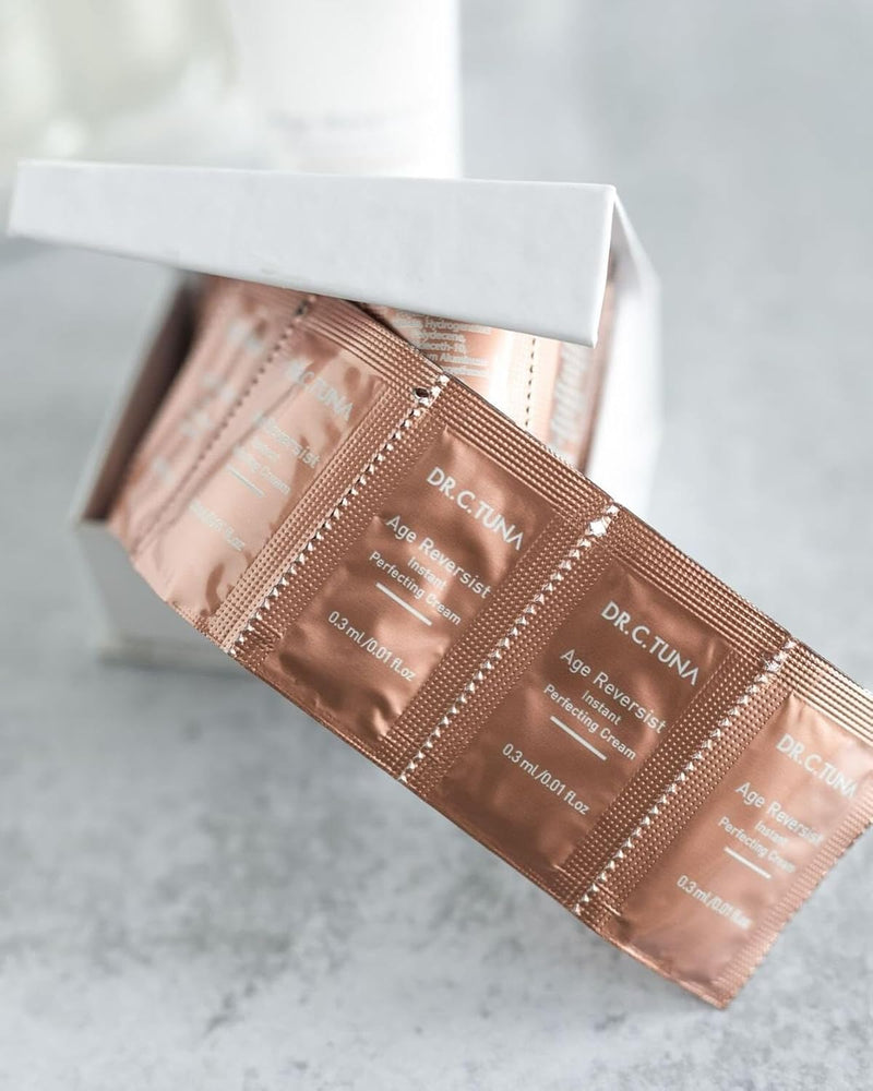 FARMASi Dr. C. Tuna Age Reversist Exceptional Cream, Instant Wrinkle Smoothing Gel Cream with Marine Plankton Extract, Anti-Aging Face Treatment, 30 Sachets x 0.01 fl. oz Infinity Warehouse