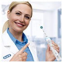 Oral-B FlossAction Replacement Electric Toothbrush Head, 4ct (Packaging may Vary) Oral-B