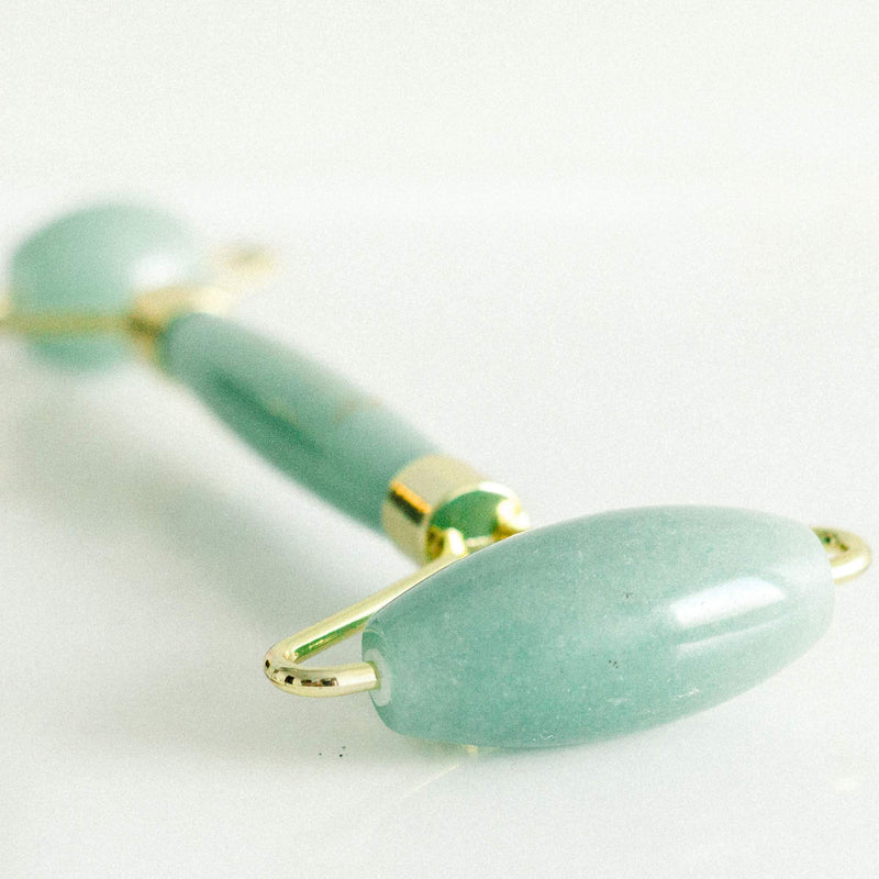 Jade Roller for Face - Skin Care Tools Used With Beauty Products, Jade Face Roller for Face, Small Eye Roller for Puffy Eyes, Face Massager for Women Face Care, Facial Roller Self Care Gifts for Women Beauty by Earth