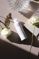 OUAI Super Dry Shampoo. Cleanse, Remove Product Buildup and Refresh Hair without Water. Adds Instant Volume and Shine to Fine, Oily Hair. Free from Parabens and Sulfates (4.5 oz) OUAI