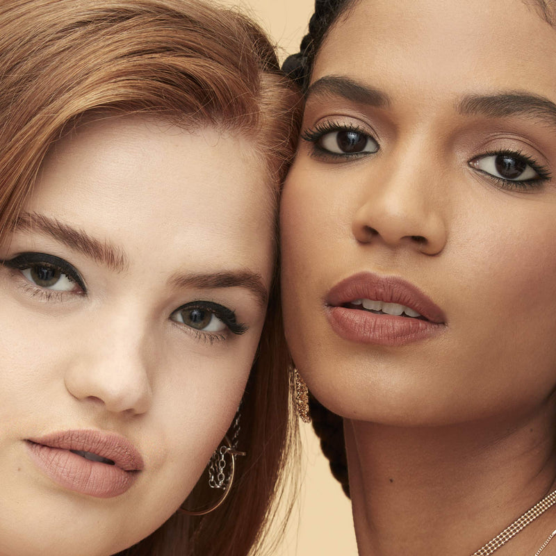 e.l.f, Matte Putty Primer, Skin Perfecting, Lightweight, Oil-free formula, Mattifies, Absorbs Excess Oil, Fills in Pores and Fine Lines, Soft, Matte Finish, All-Day Wear, 0.74 Oz e.l.f.