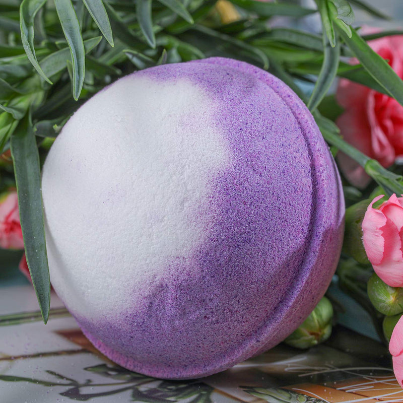 Bath Gifts for Women - Gift Set for Women Body & Earth 5 Piece Body Spa Bath Set Gift Baskets with Orchid Scented Candle, Body Butter, Hand Cream, Bath Bar and Bath Bomb, Christmas Gift for Women BODY & EARTH
