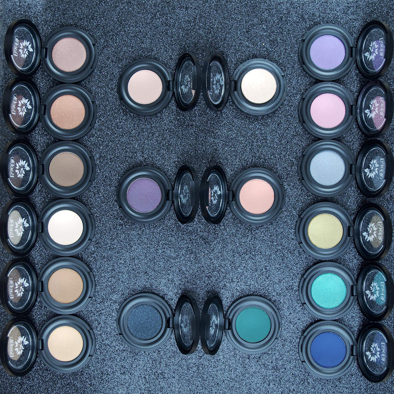 BaeBlu Hypoallergenic Eyeshadow Organic 100% Natural Finely Pressed Velvety Smooth Powder, Made in USA, Blue Velvet BaeBlu