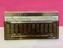 Urban Decay Naked Smoky Eyeshadow Palette with Double Ended Brush New in Box Infinity Warehouse